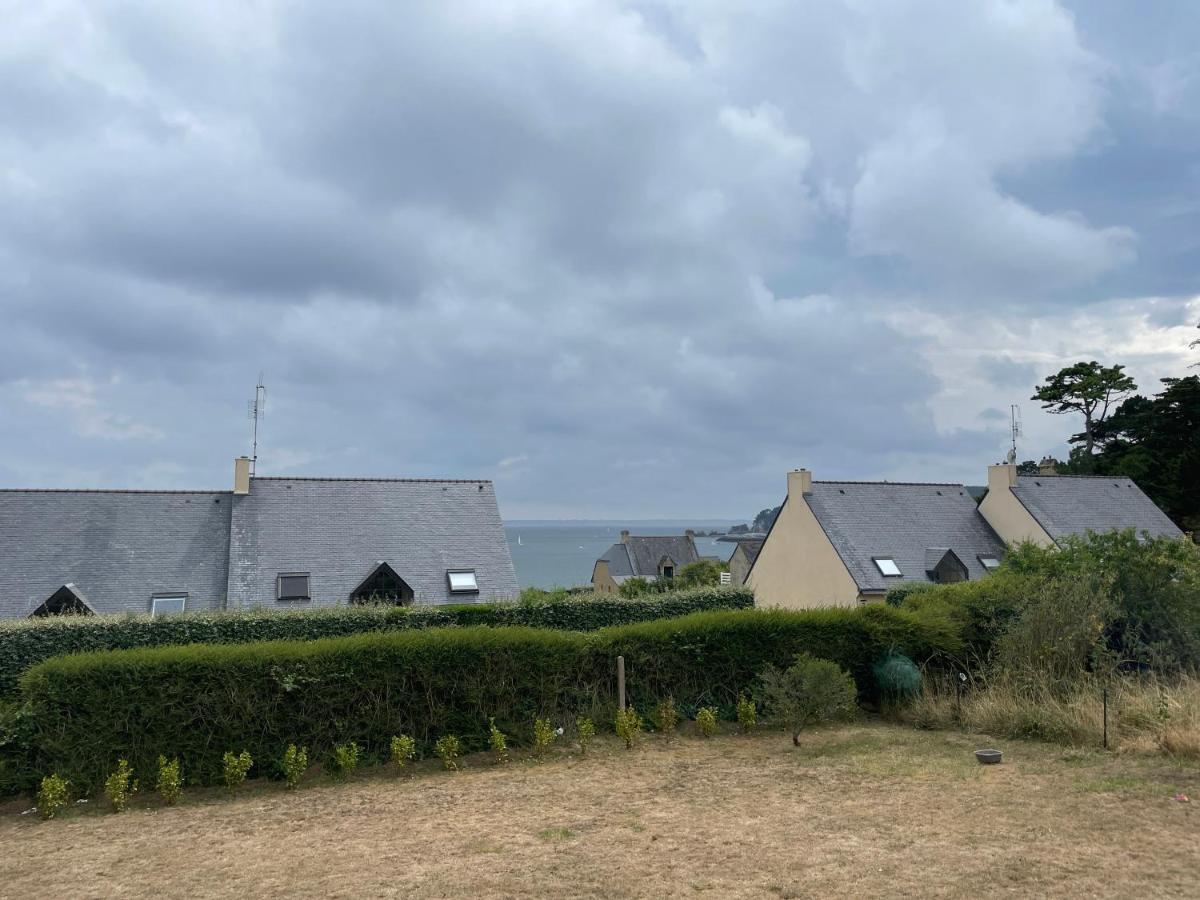 Spacieuse maison à Morgat avec vue sur la mer Crozon Extérieur photo